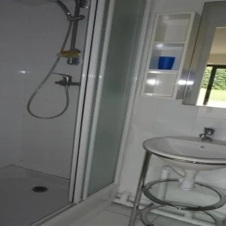 House Pereire Avec Piscine 1